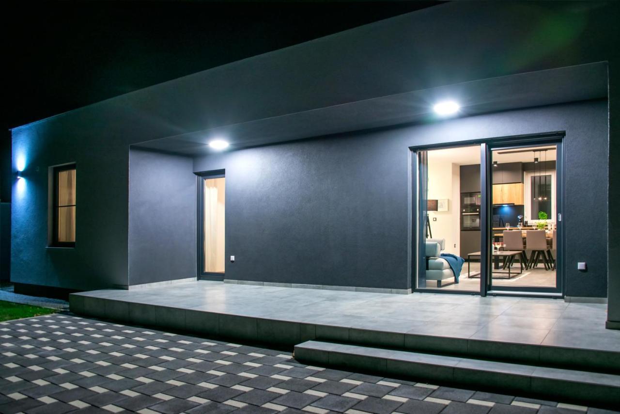 K Relax Place, Varazdinske Toplice, Modern Home With Sauna, Jacuzzi, Wifi Esterno foto