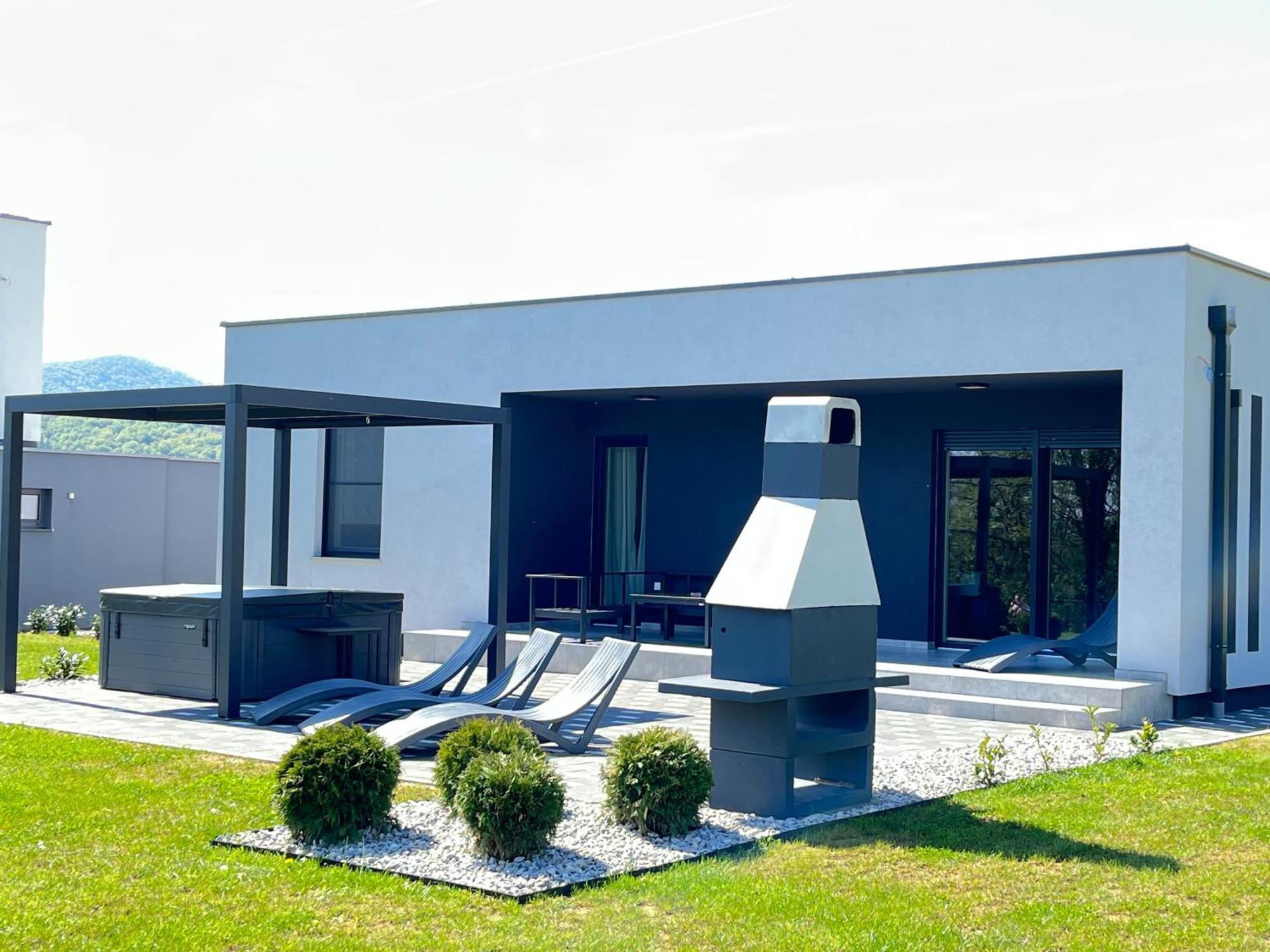 K Relax Place, Varazdinske Toplice, Modern Home With Sauna, Jacuzzi, Wifi Esterno foto