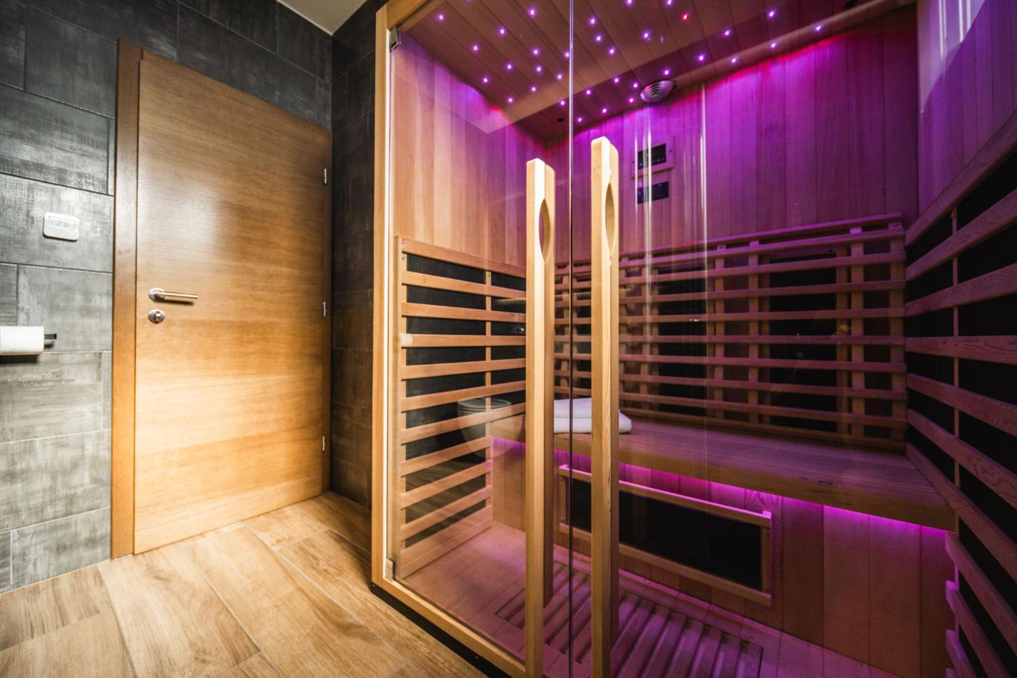 K Relax Place, Varazdinske Toplice, Modern Home With Sauna, Jacuzzi, Wifi Esterno foto